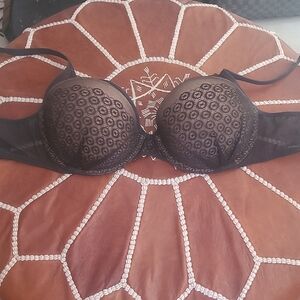 Victoria's Secret Fabulous Demi Bra with Lace and Underwire